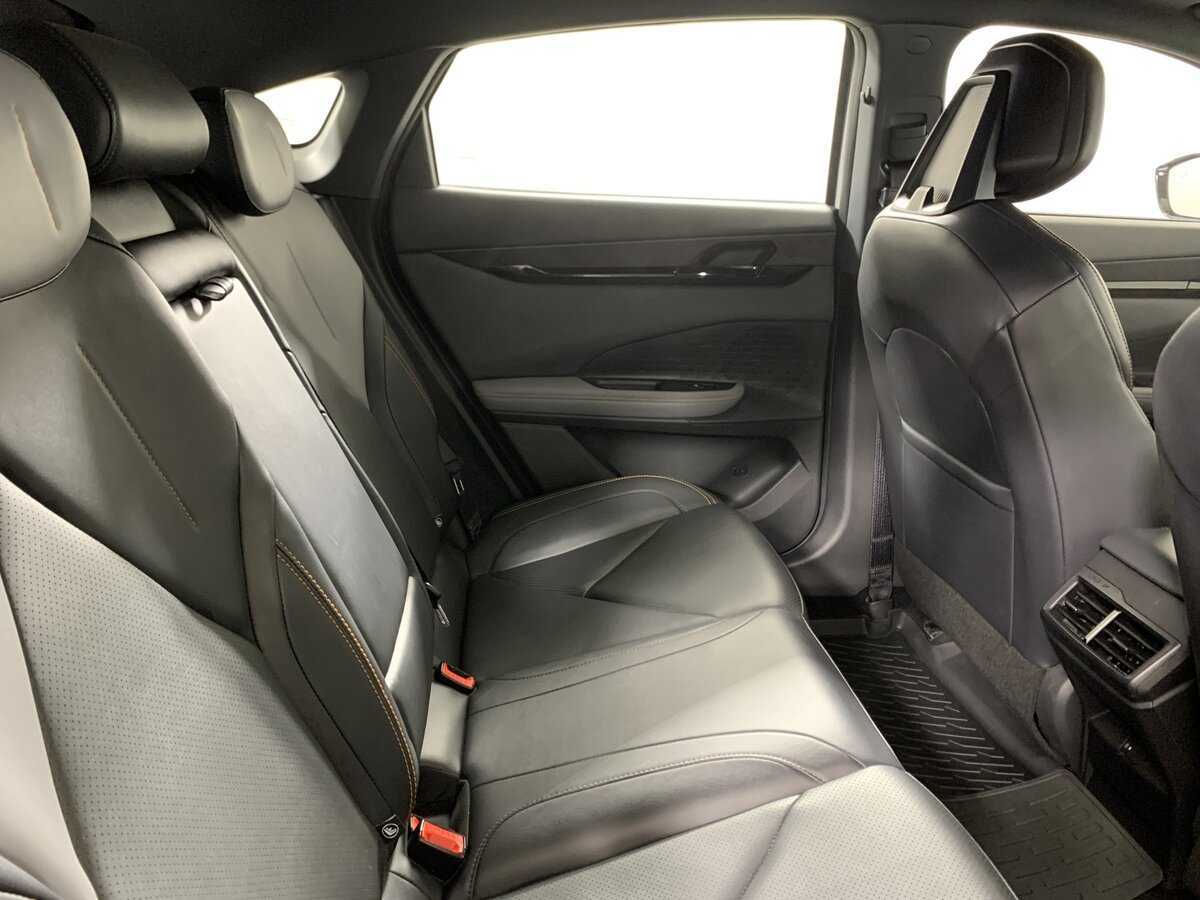 Changan UNI-V 2023 года с пробегом. Фото: #17