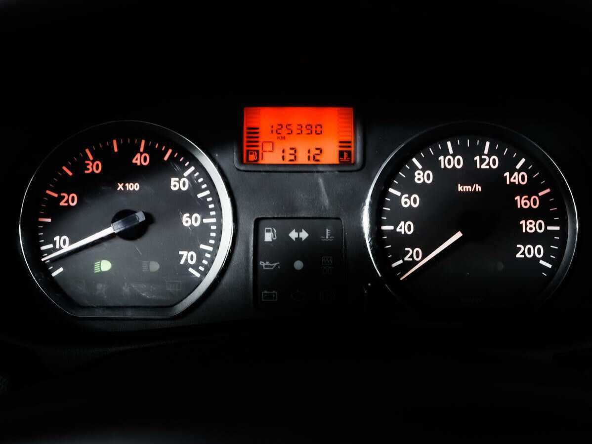 Renault Sandero 2013 года с пробегом. Фото: #9