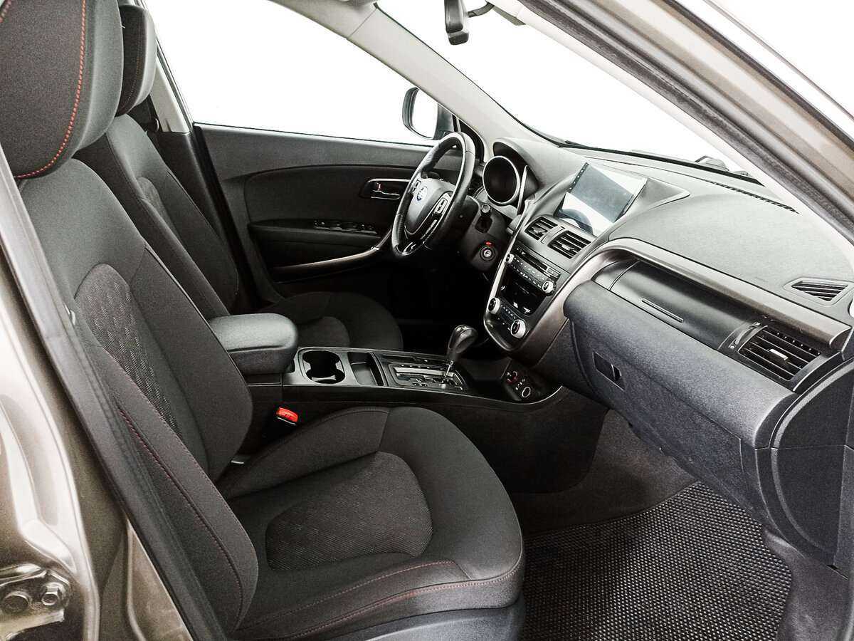 FAW Besturn X80 2017 года с пробегом. Фото: #8