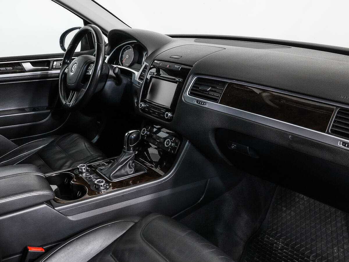 Volkswagen Touareg 2012 года с пробегом. Фото: #13