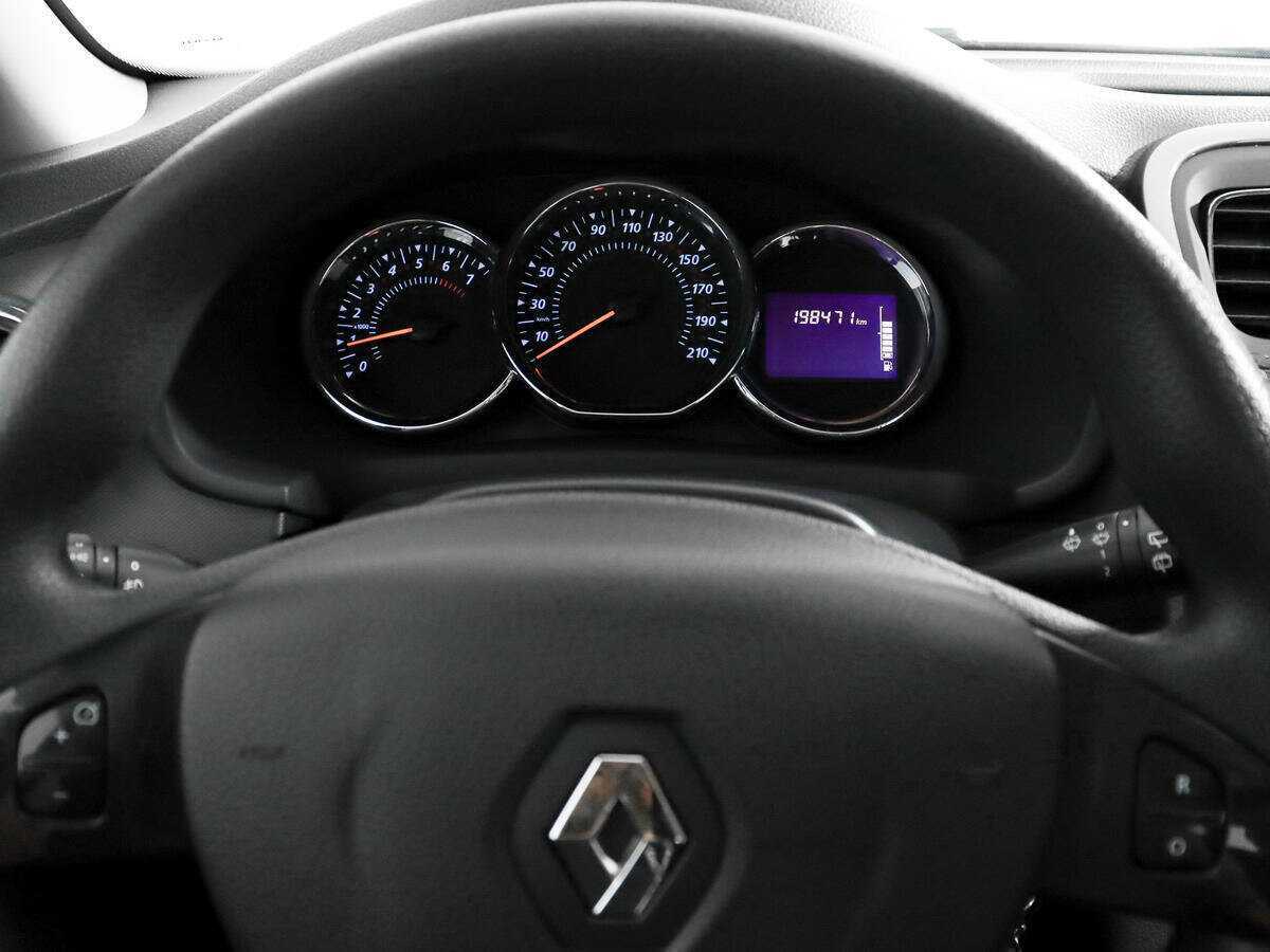 Renault Sandero 2015 года с пробегом. Фото: #13