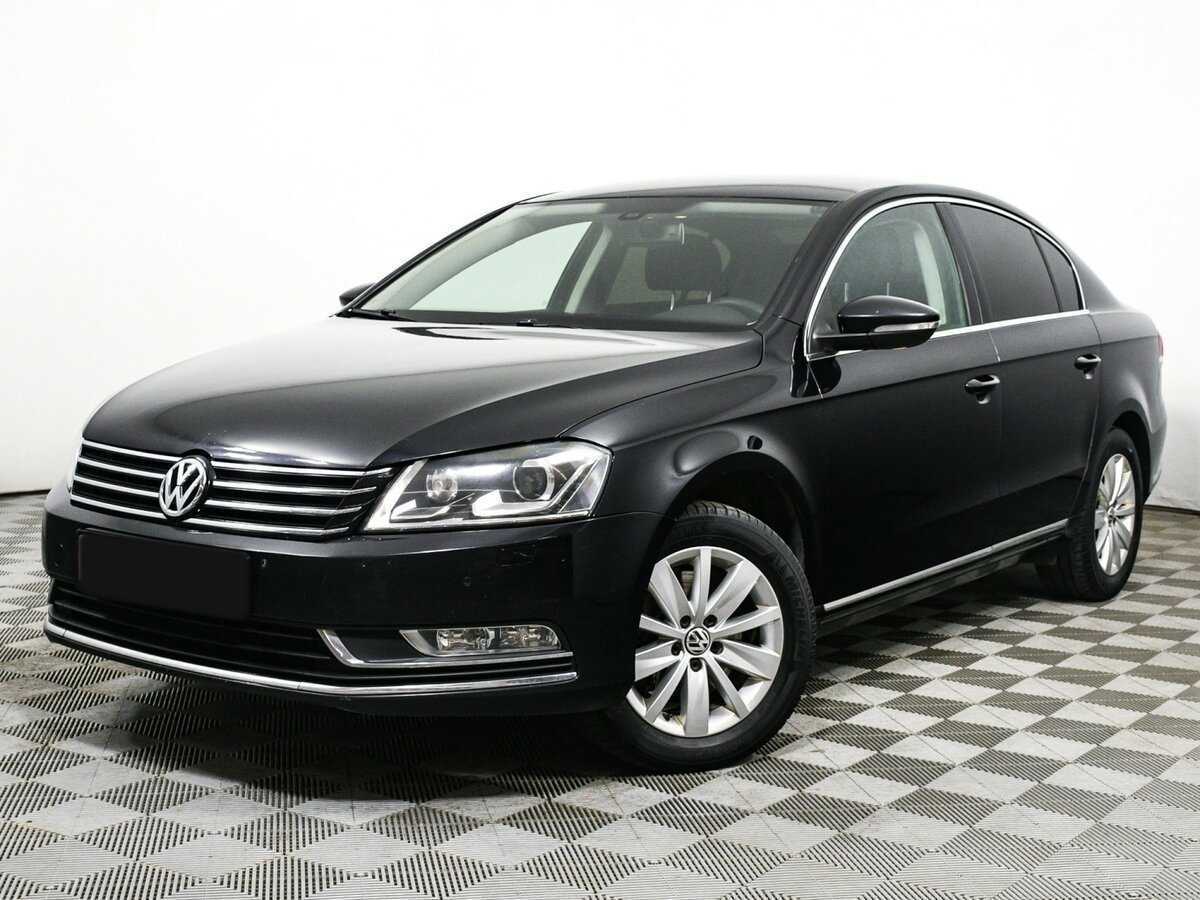 Volkswagen Passat 2013 года с пробегом. Фото: #0