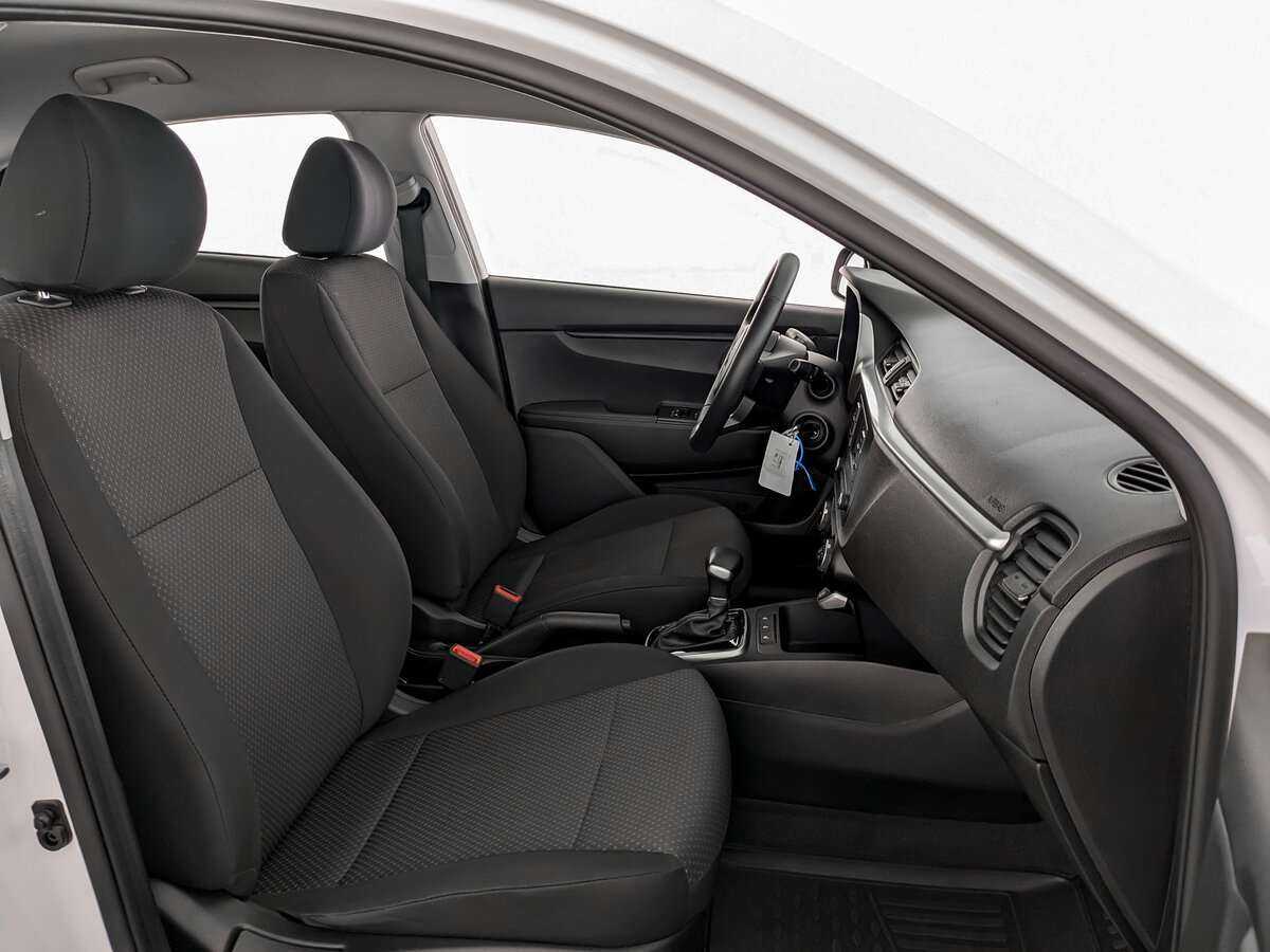 Kia Rio 2021 года с пробегом. Фото: #18