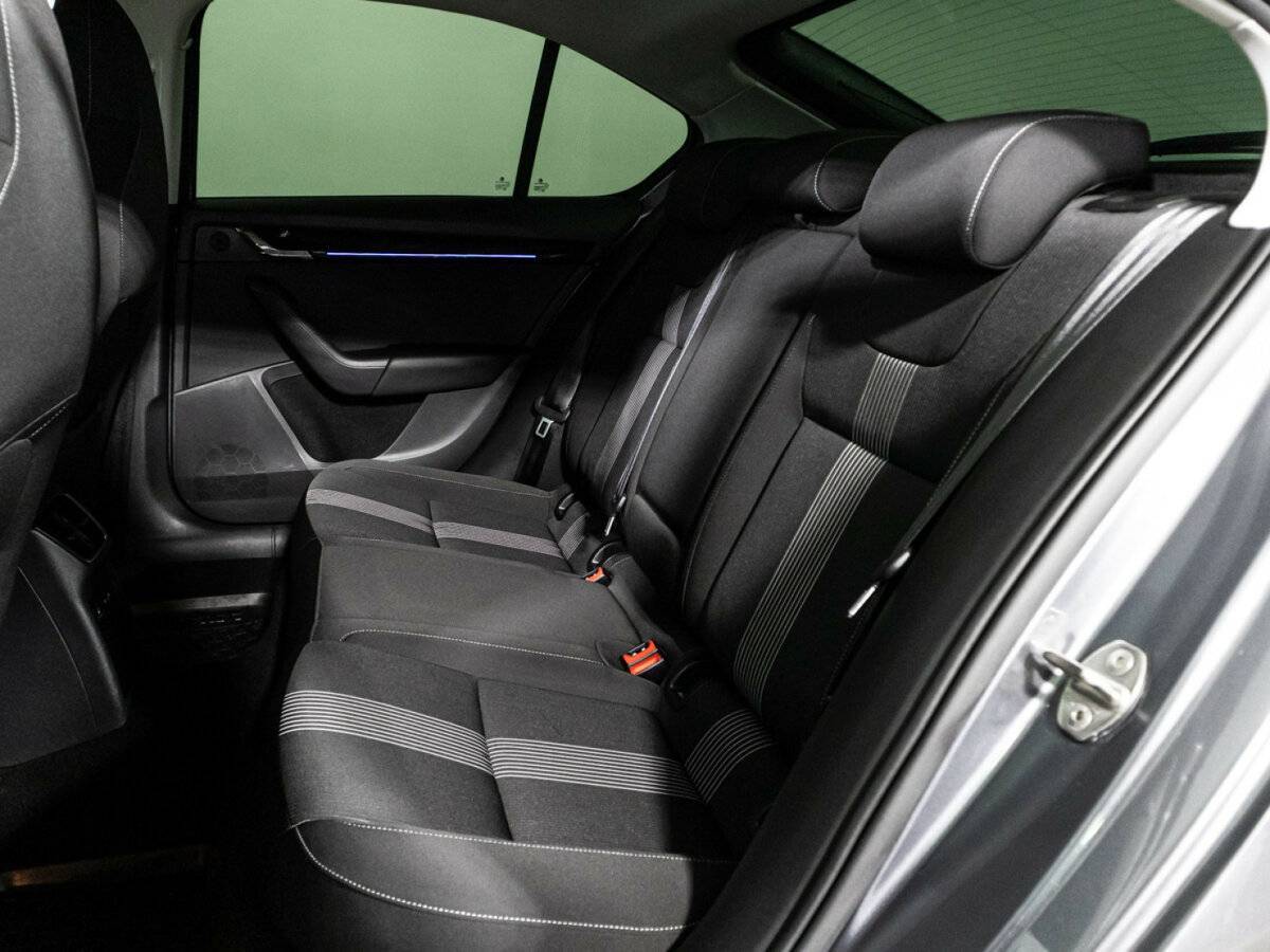 Skoda Octavia 2020 года с пробегом. Фото: #9