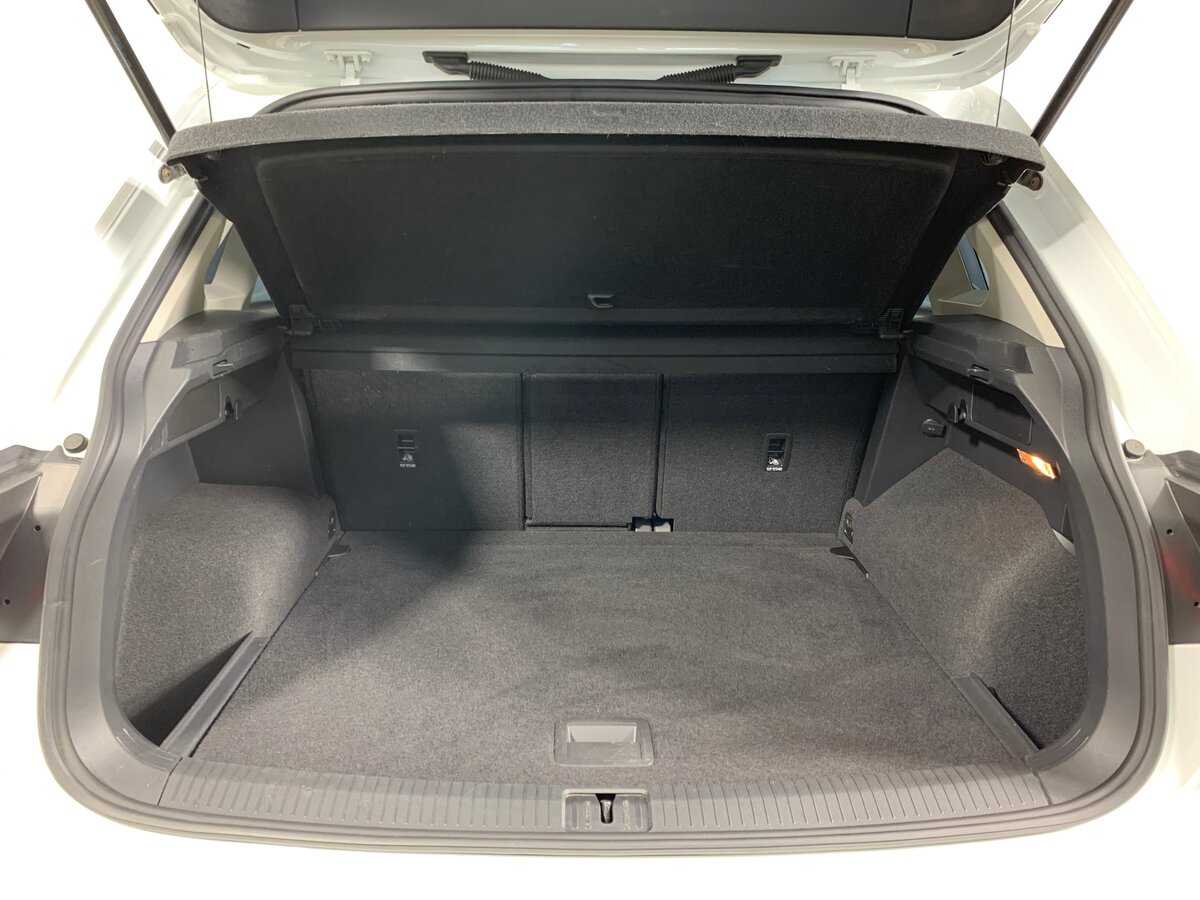 Volkswagen Tiguan 2018 года с пробегом. Фото: #19