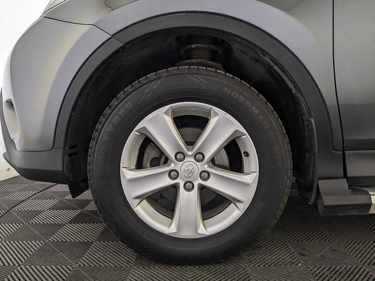 Toyota RAV4 2014 года с пробегом. Фото: #11