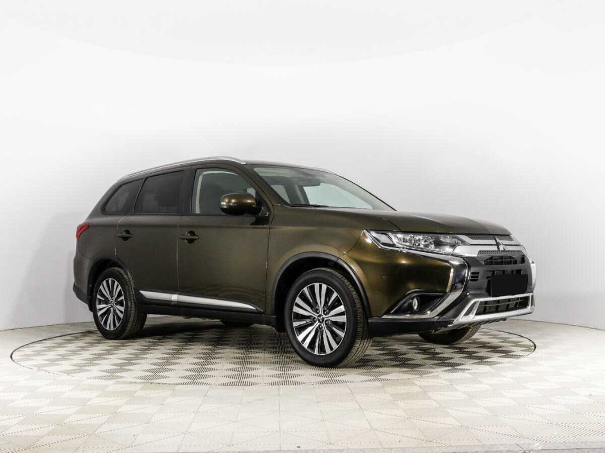 Mitsubishi Outlander 2020 года с пробегом. Фото: #2