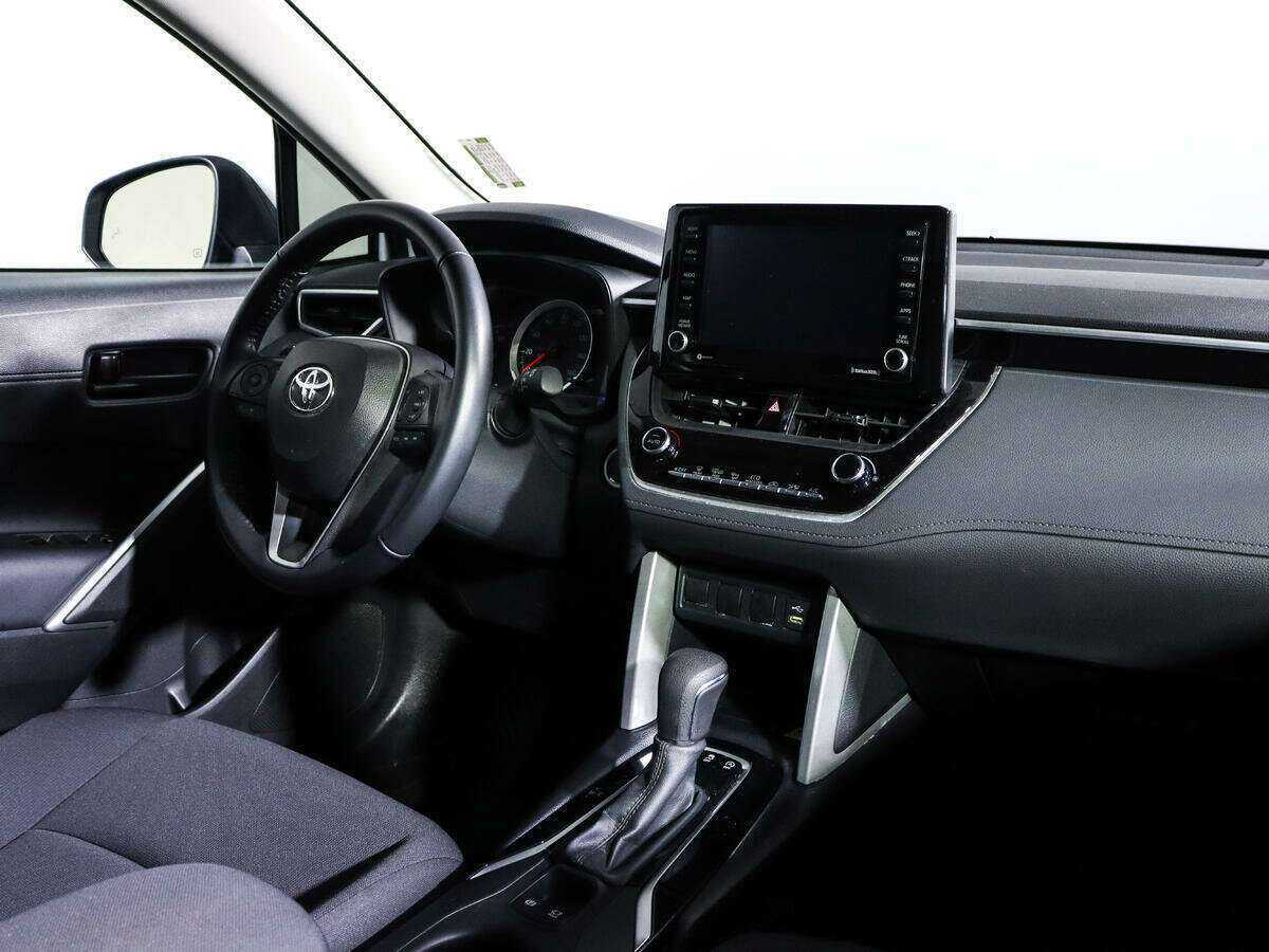 Toyota Corolla Cross 2022 года с пробегом. Фото: #6