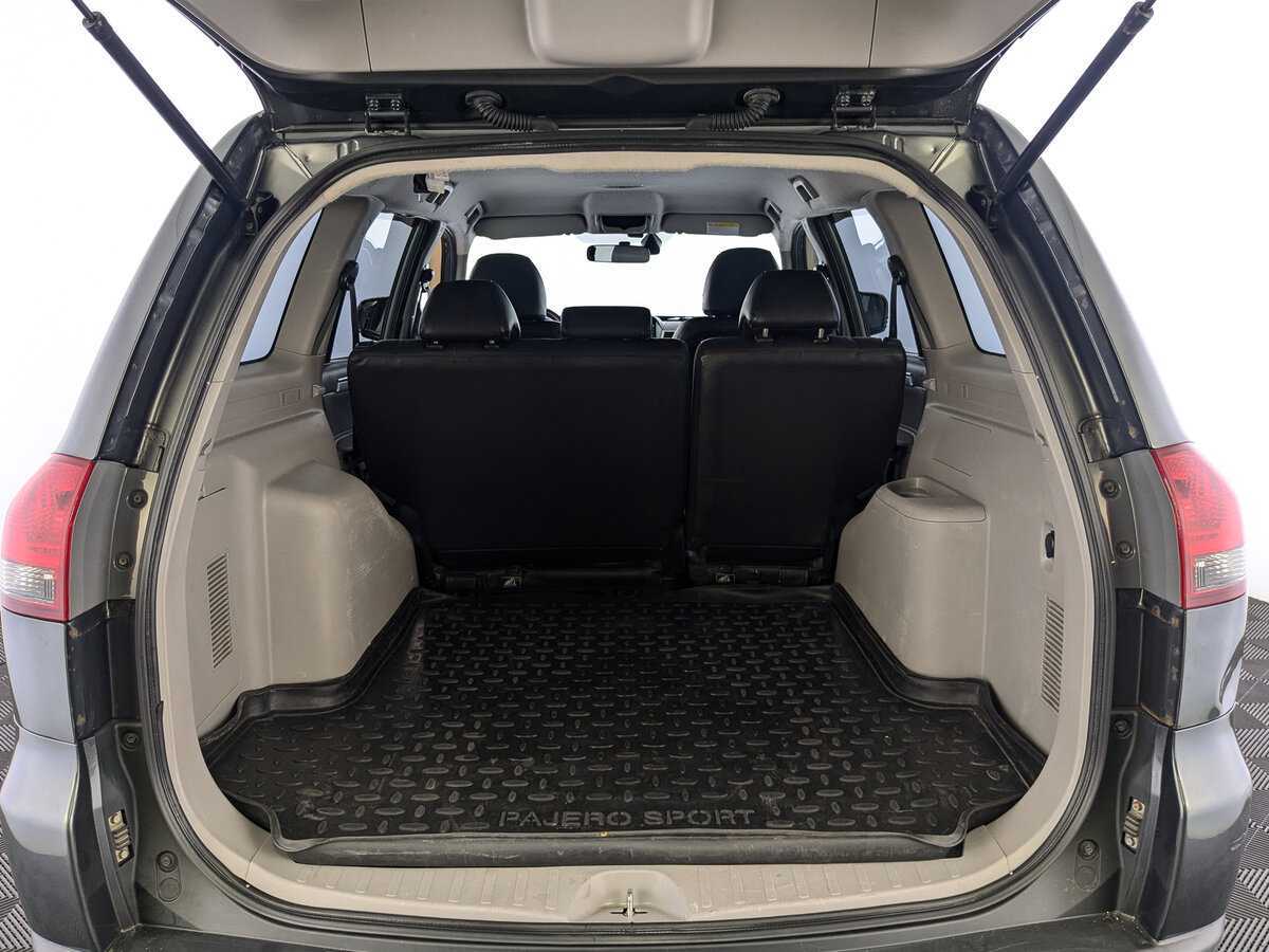 Mitsubishi Pajero Sport 2013 года с пробегом. Фото: #9