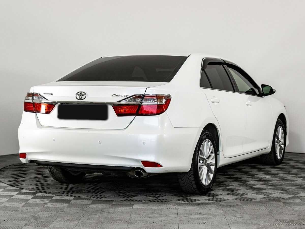Toyota Camry 2015 года с пробегом. Фото: #3