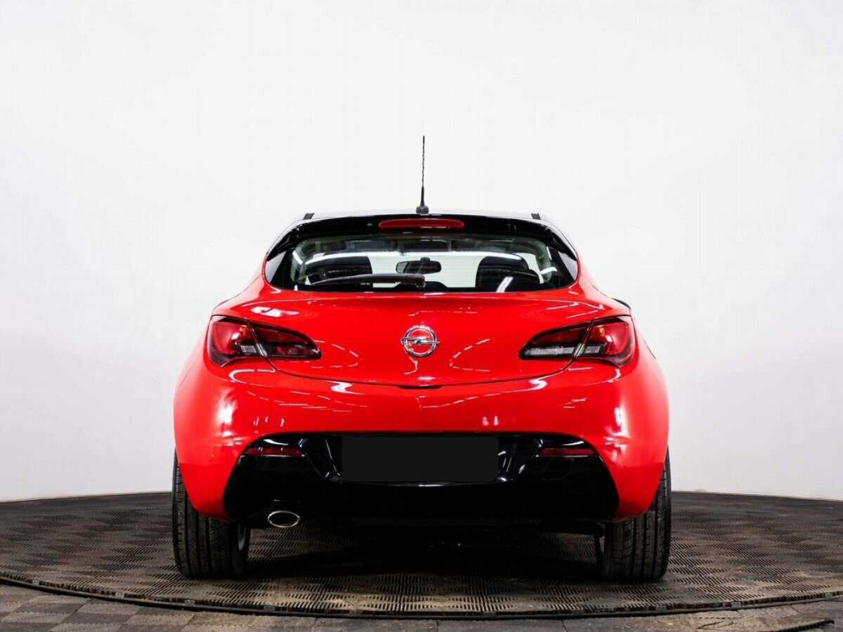 Opel Astra 2012 года с пробегом. Фото: #4