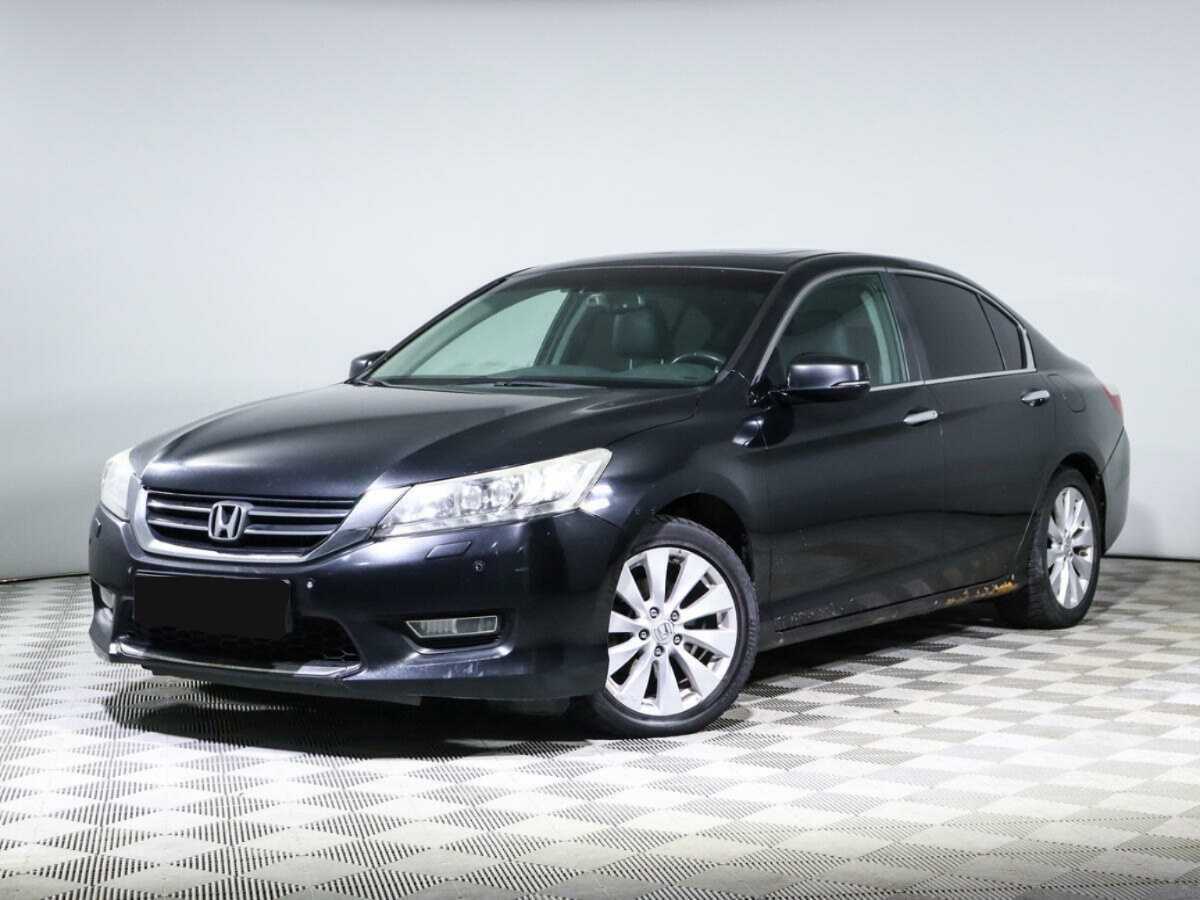Honda Accord 2013 года с пробегом. Фото: #0