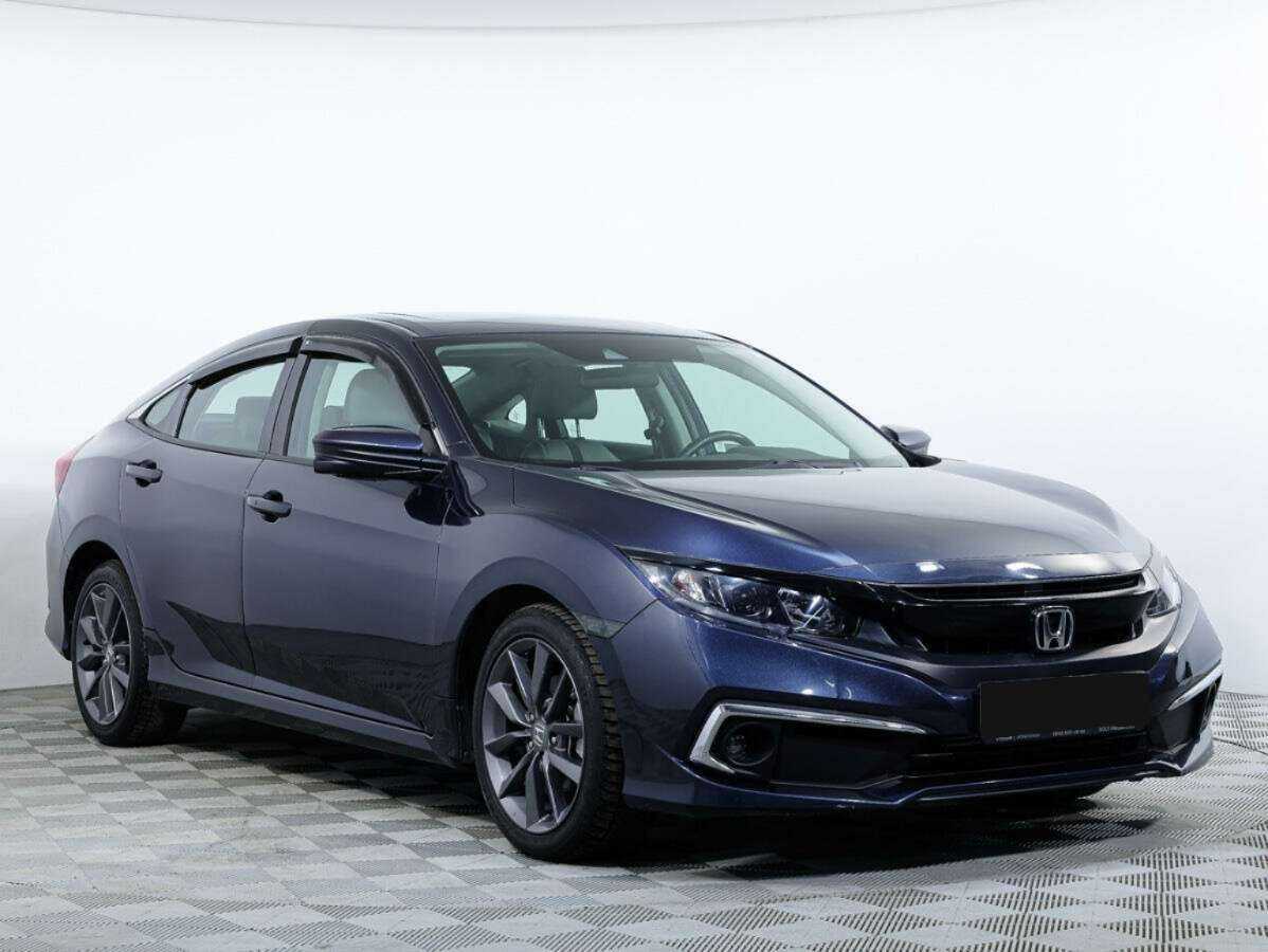 Honda Civic 2019 года с пробегом. Фото: #2