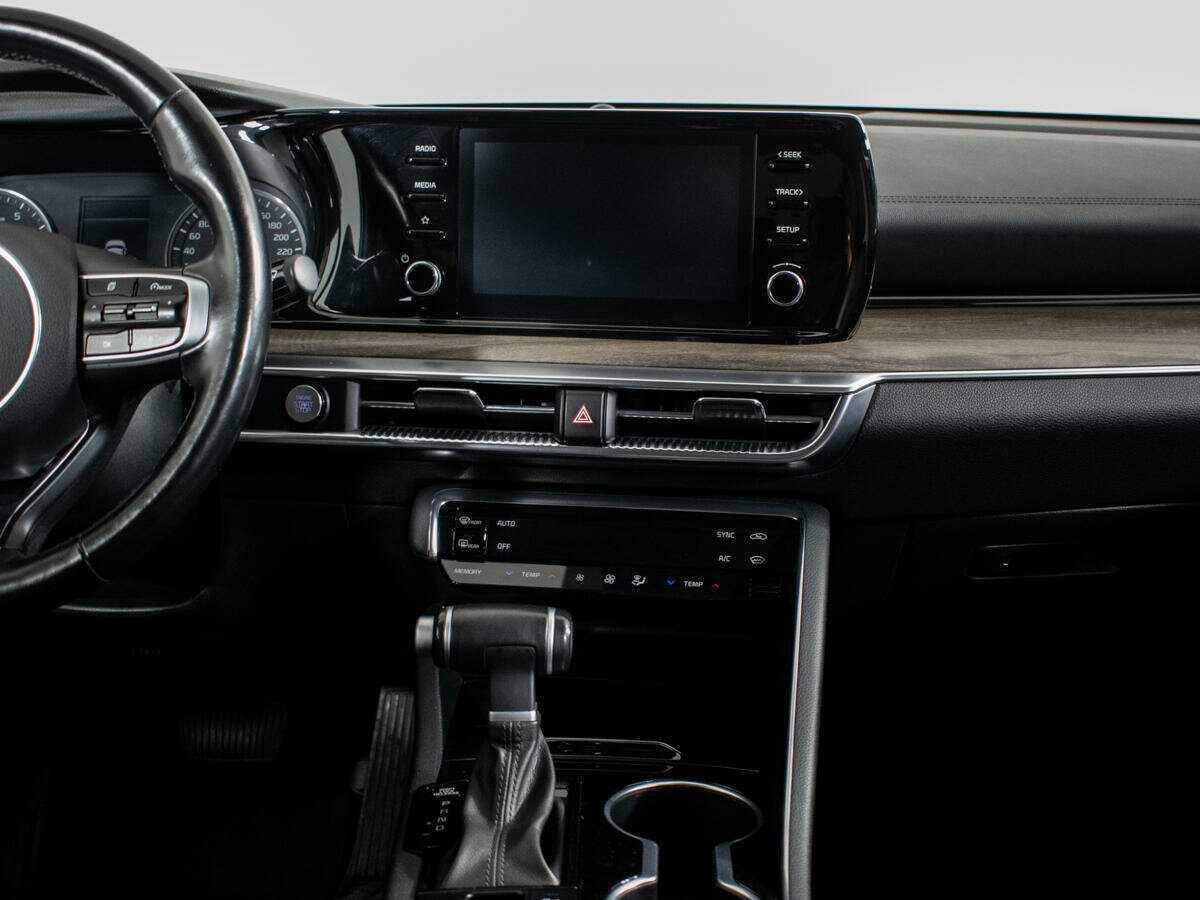 Kia K5 2020 года с пробегом. Фото: #10