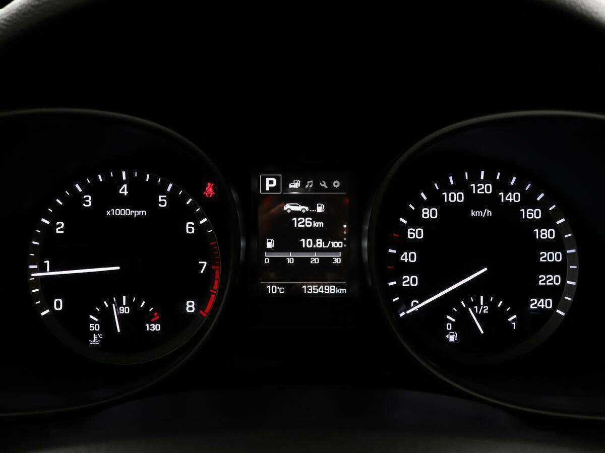 Hyundai Santa Fe 2017 года с пробегом. Фото: #9