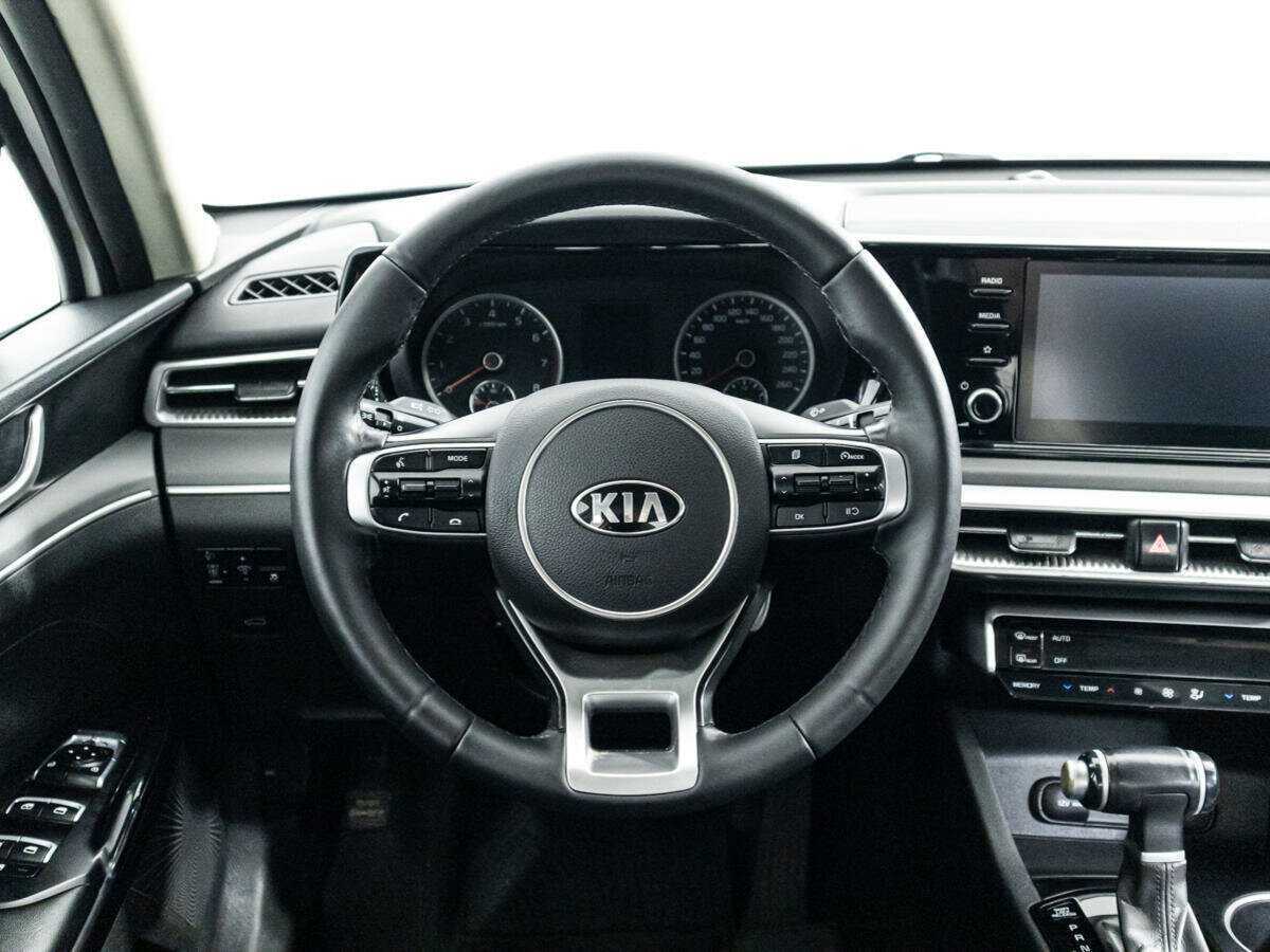 Kia K5 2021 года с пробегом. Фото: #19