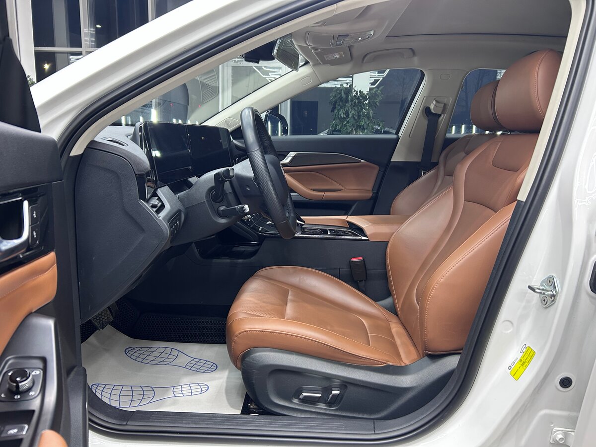 FAW Bestune B70 2023 года с пробегом. Фото: #5