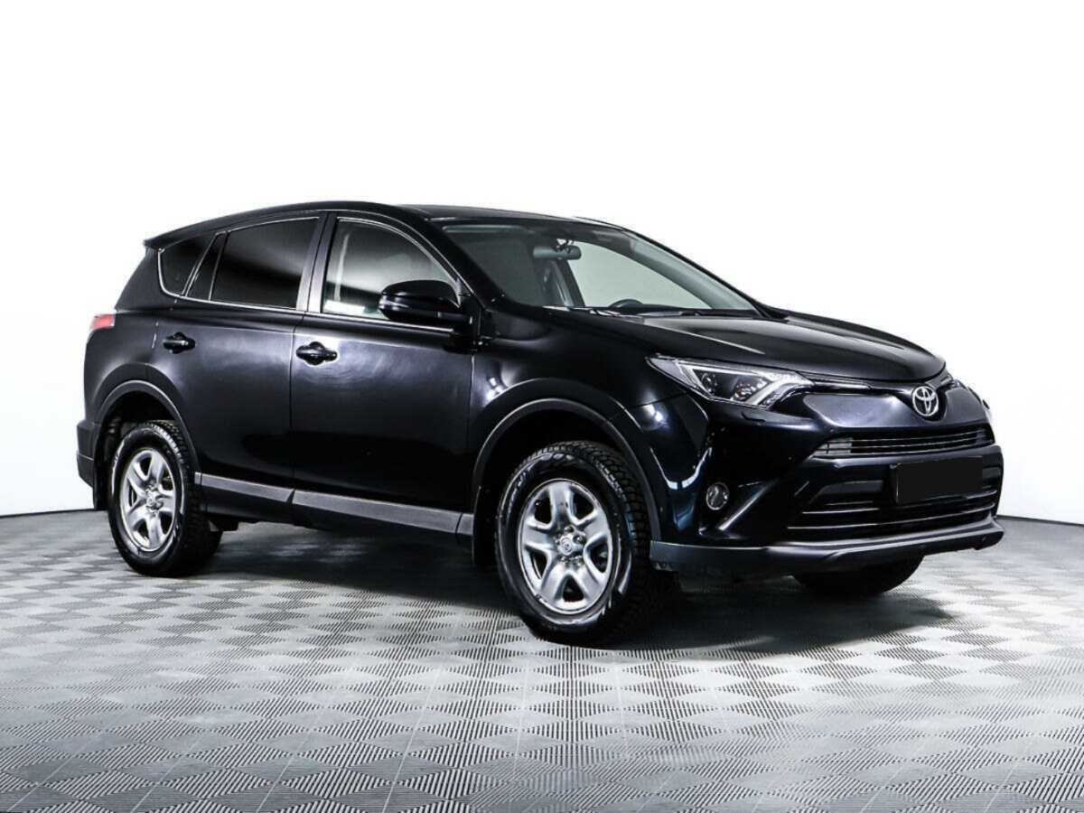 Toyota RAV4 2016 года с пробегом. Фото: #2
