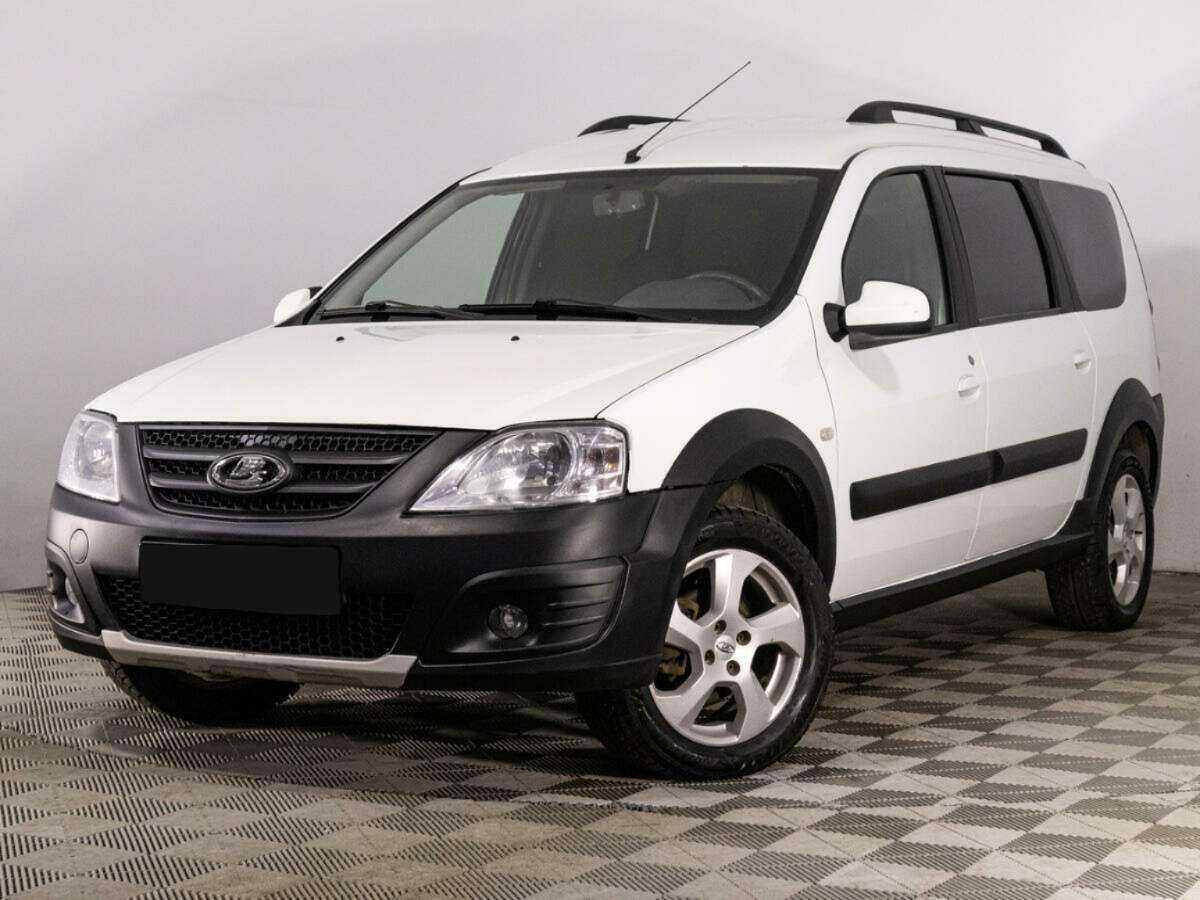 Lada (ВАЗ) Largus 2019 года с пробегом. Посмотреть фото