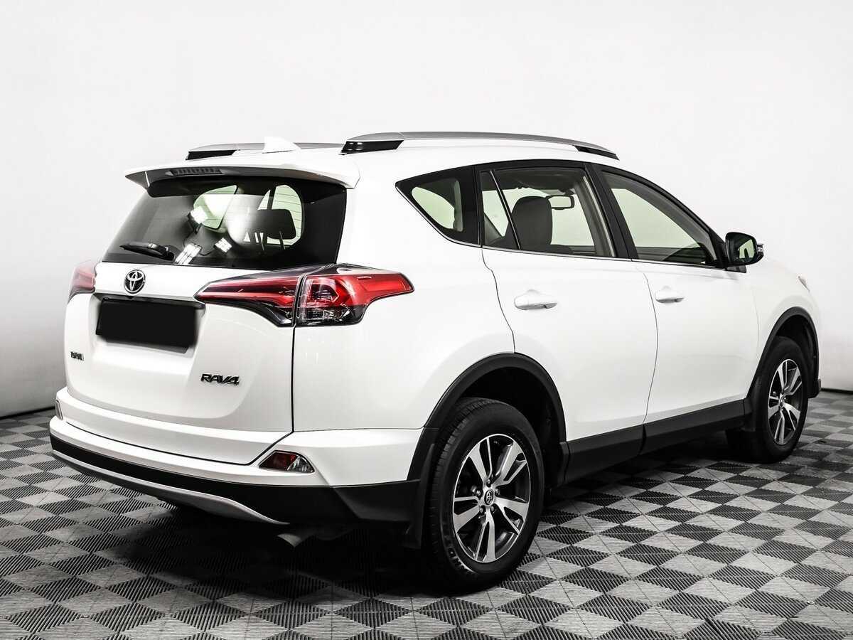 Toyota RAV4 2016 года с пробегом. Фото: #4