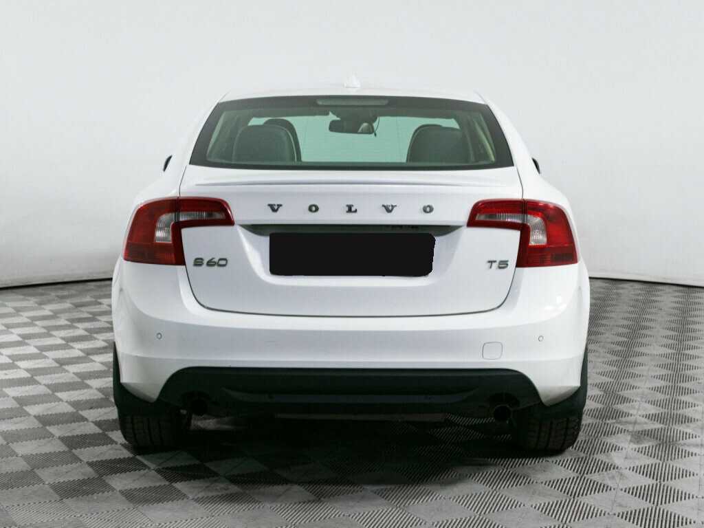 Volvo S60 2012 года с пробегом. Фото: #4