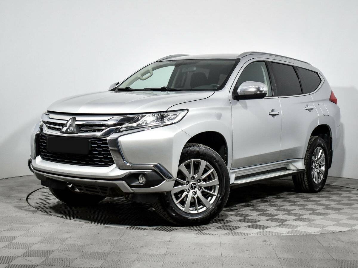 Mitsubishi Pajero Sport 2018 года с пробегом. Фото: #0