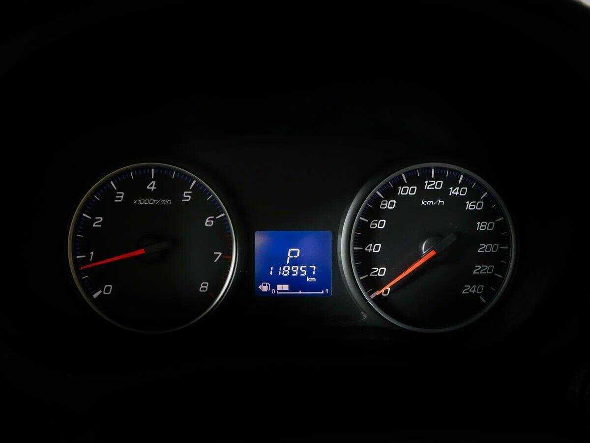 Mitsubishi Outlander 2012 года с пробегом. Фото: #8