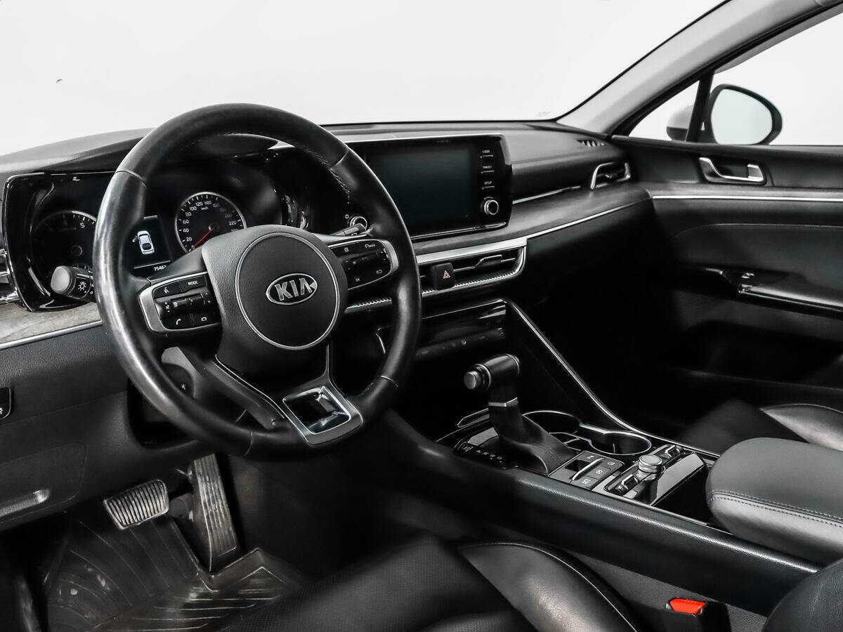 Kia K5 2021 года с пробегом. Фото: #8
