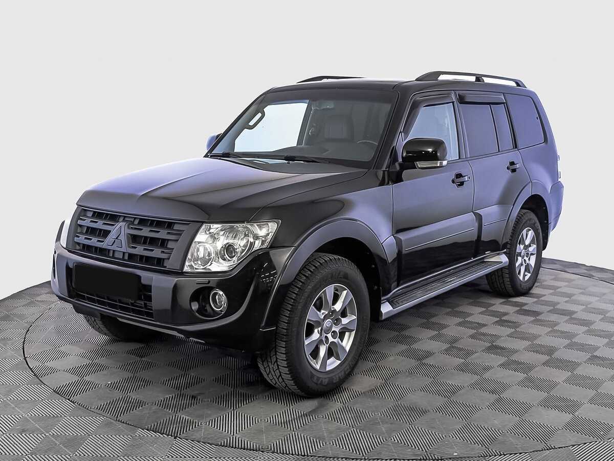 Mitsubishi Pajero 2013 года с пробегом. Посмотреть фото