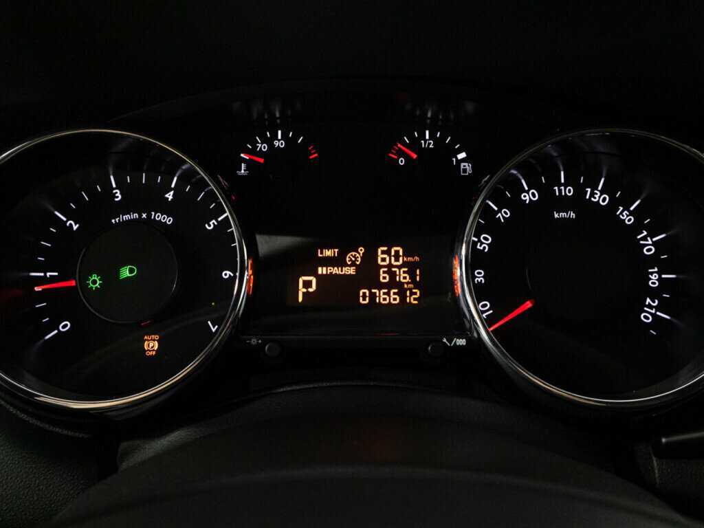 Peugeot 3008 2012 года с пробегом. Фото: #11