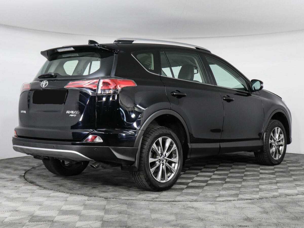 Toyota RAV4 2018 года с пробегом. Фото: #4