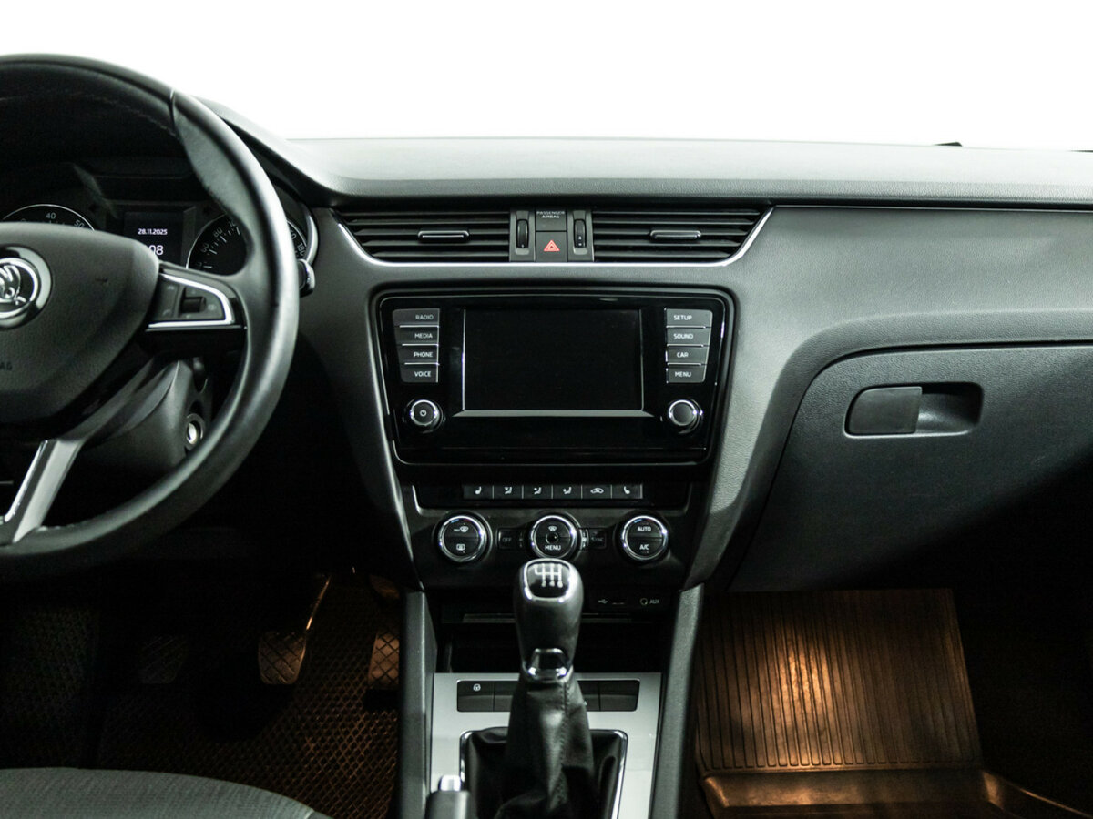 Skoda Octavia 2016 года с пробегом. Фото: #13