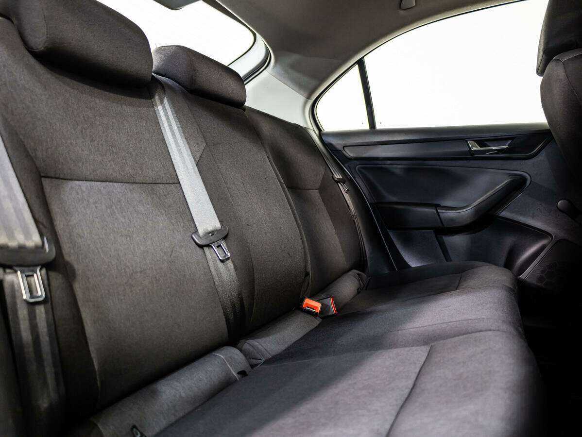 Skoda Rapid 2018 года с пробегом. Фото: #10