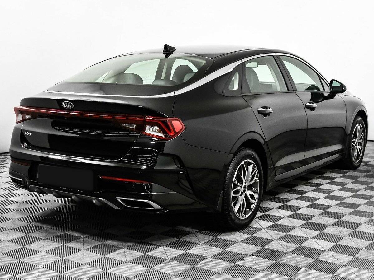 Kia K5 2021 года с пробегом. Фото: #4