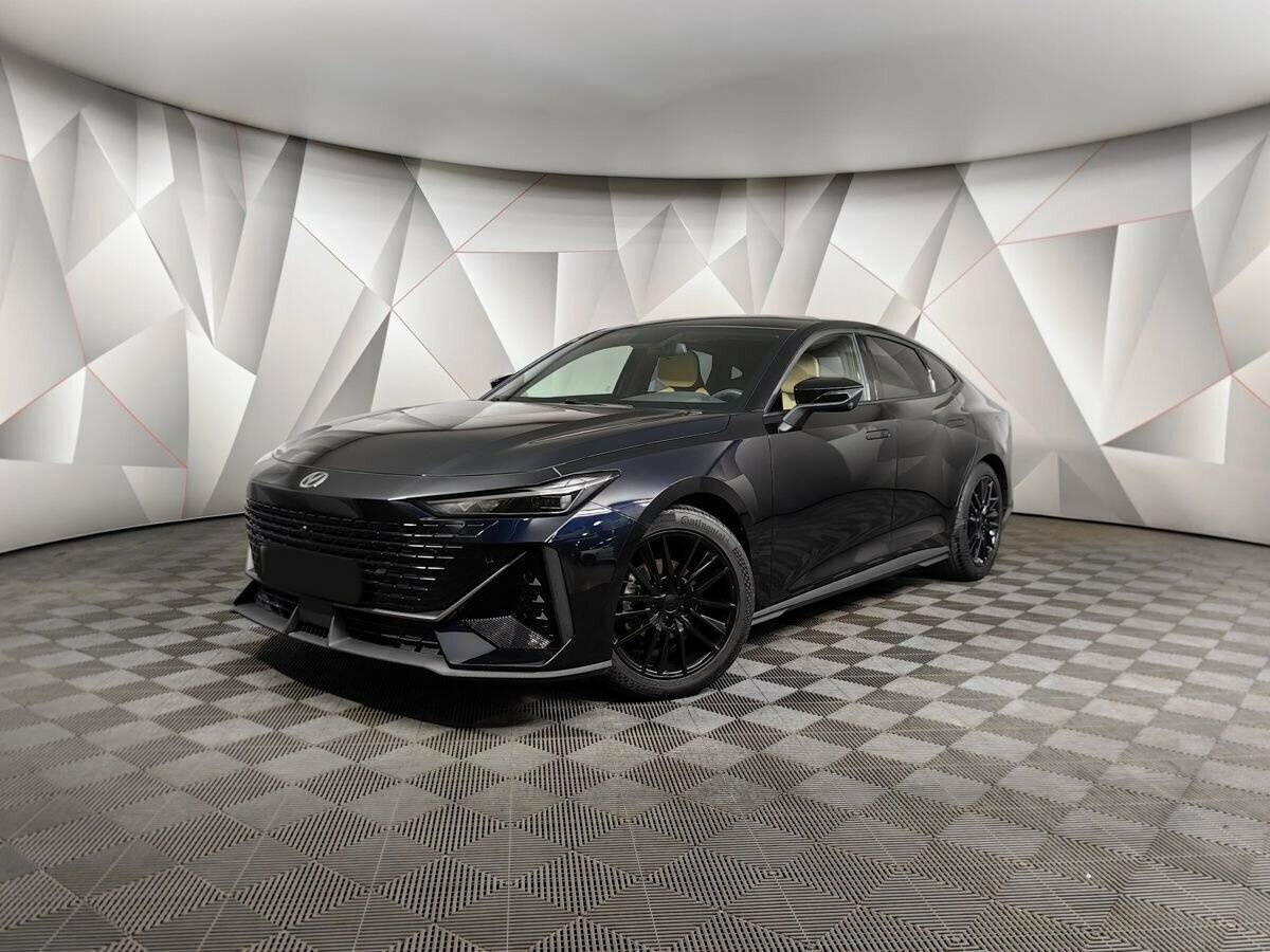 Changan UNI-V 2022 года с пробегом. Фото: #0