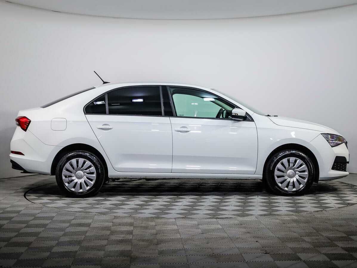 Skoda Rapid 2021 года с пробегом. Фото: #2