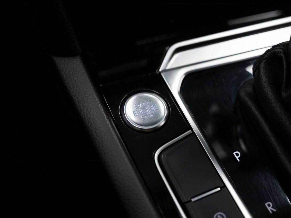 Volkswagen Passat 2016 года с пробегом. Фото: #25