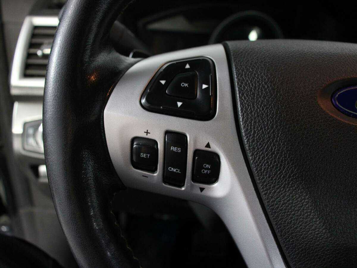 Ford Explorer 2013 года с пробегом. Фото: #20