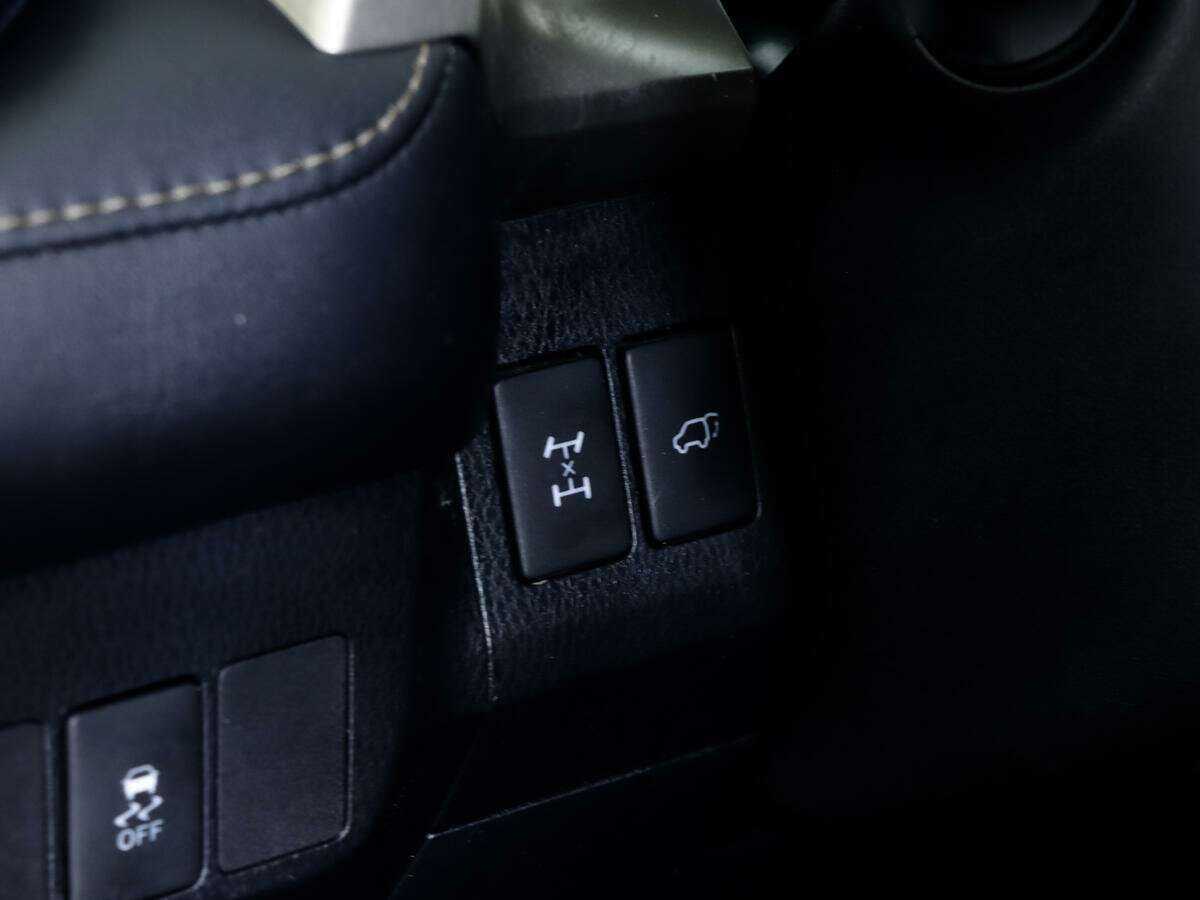 Toyota RAV4 2013 года с пробегом. Фото: #14