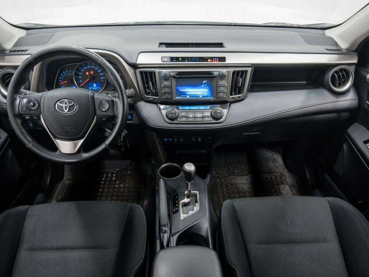 Toyota RAV4 2014 года с пробегом. Фото: #9