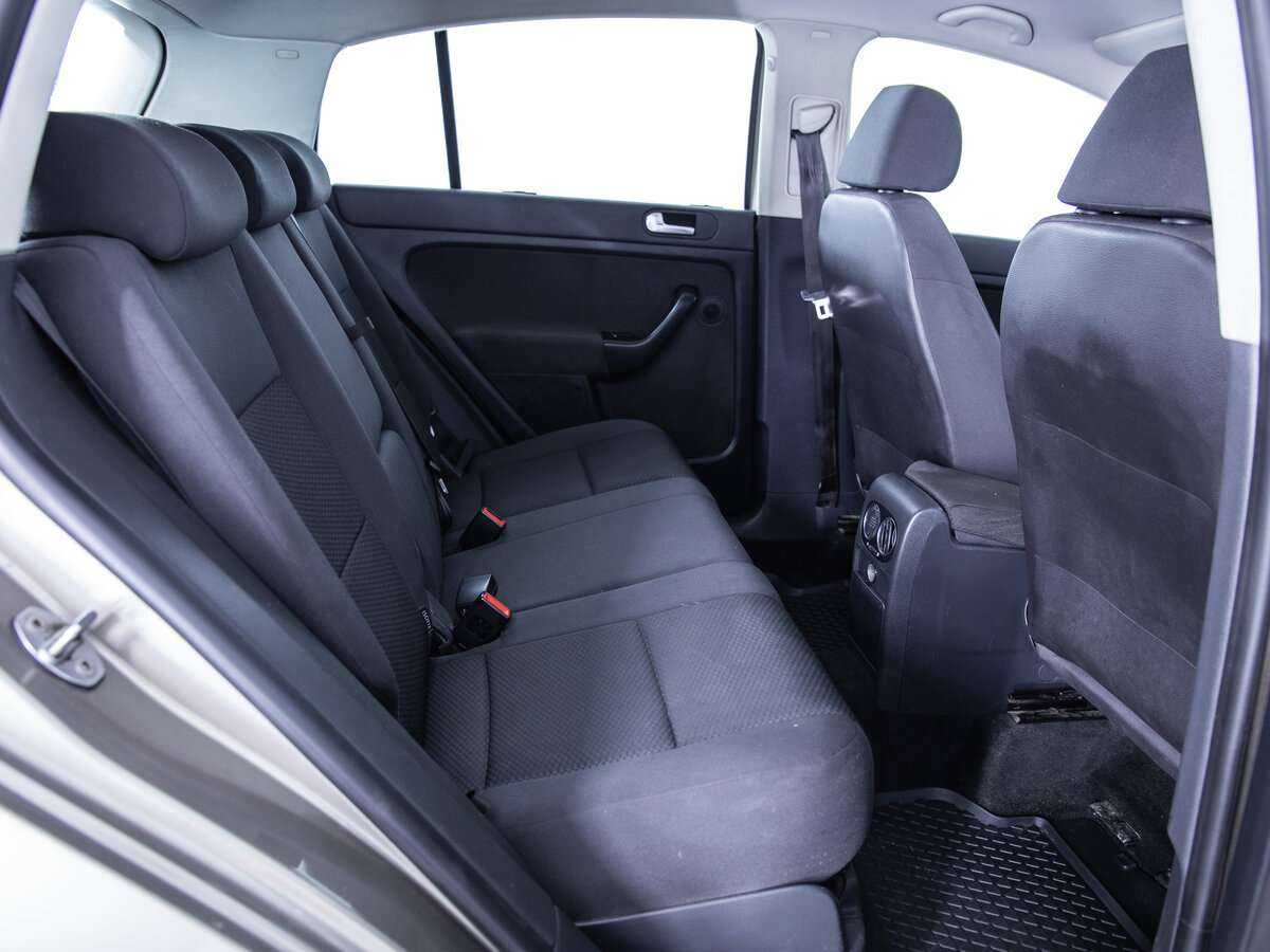 Volkswagen Golf Plus 2012 года с пробегом. Фото: #8