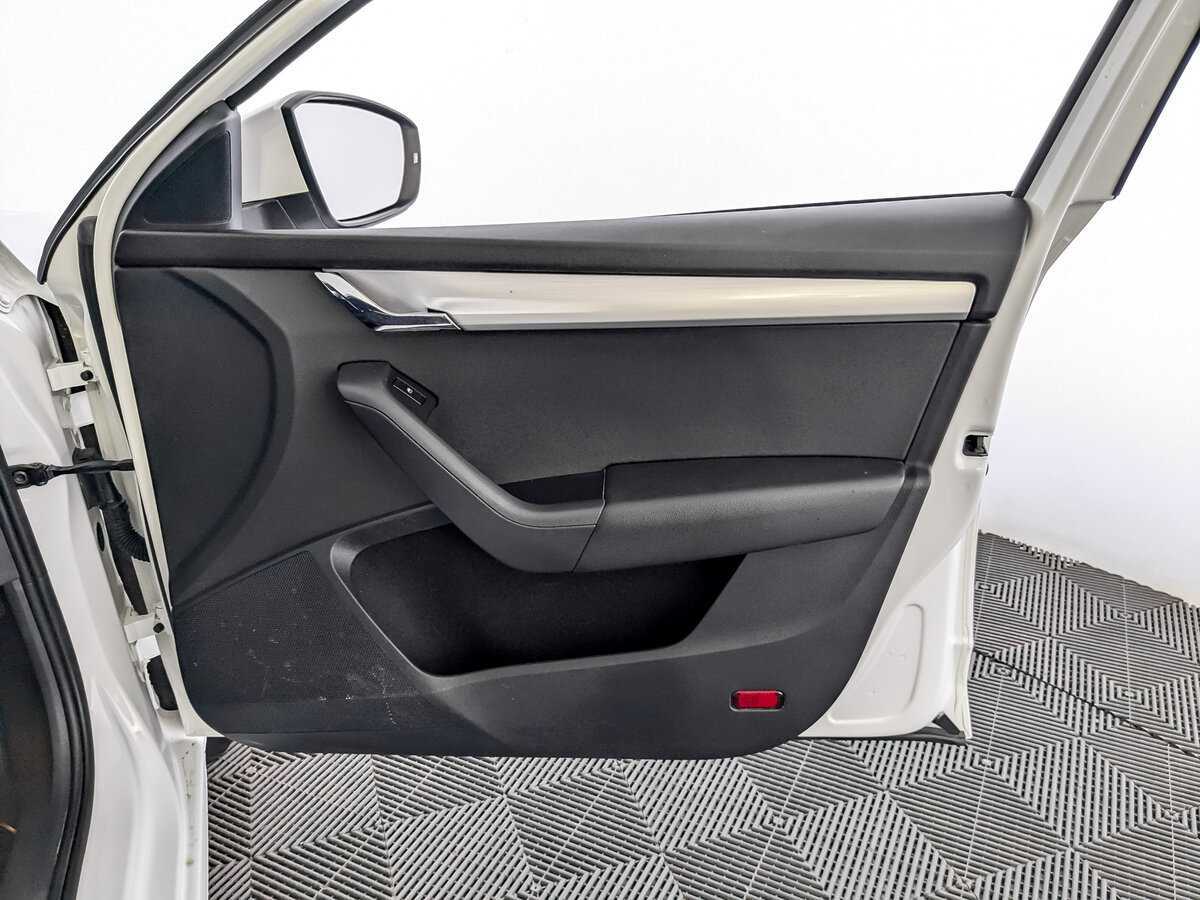 Skoda Octavia 2018 года с пробегом. Фото: #23