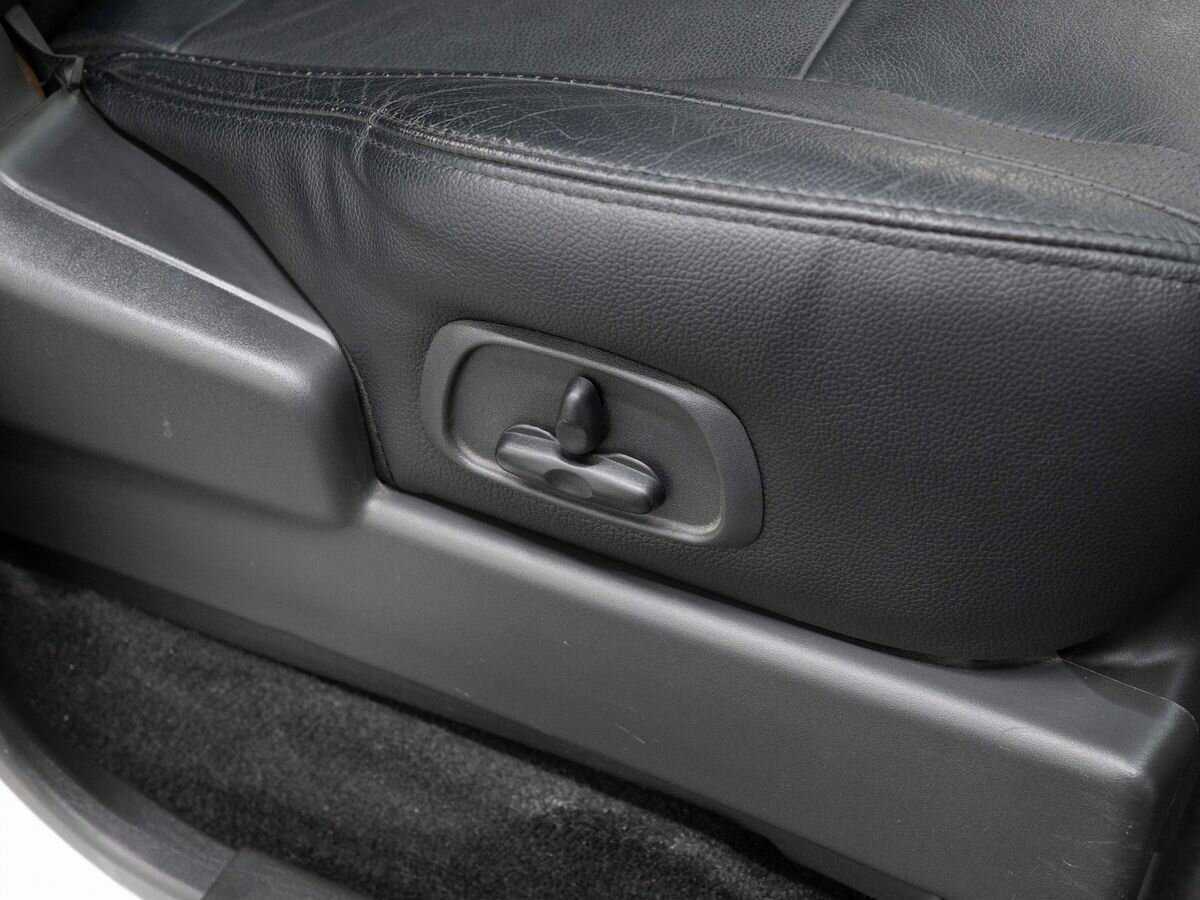 Mitsubishi Pajero 2013 года с пробегом. Фото: #13