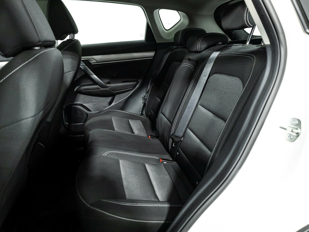 Geely Coolray 2023 года с пробегом. Фото: #7