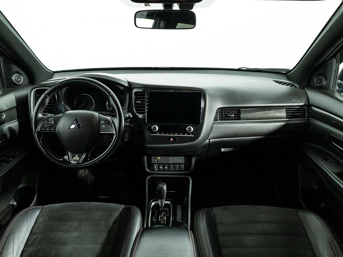 Mitsubishi Outlander 2020 года с пробегом. Фото: #12