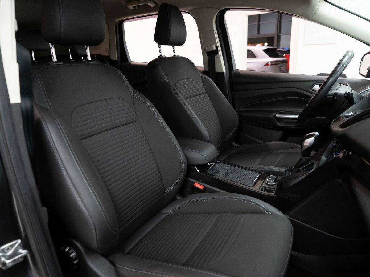 Ford Kuga 2018 года с пробегом. Фото: #8