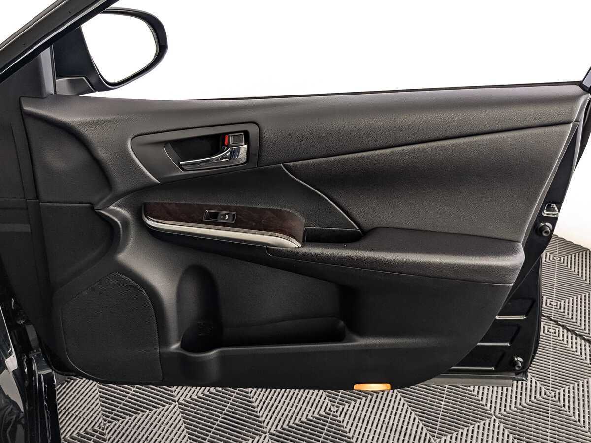 Toyota Camry 2016 года с пробегом. Фото: #20