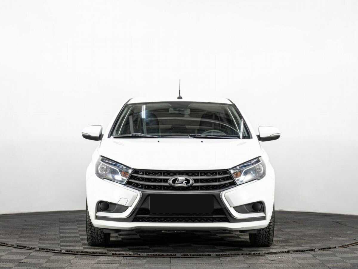 Lada (ВАЗ) Vesta 2017 года с пробегом. Фото: #1