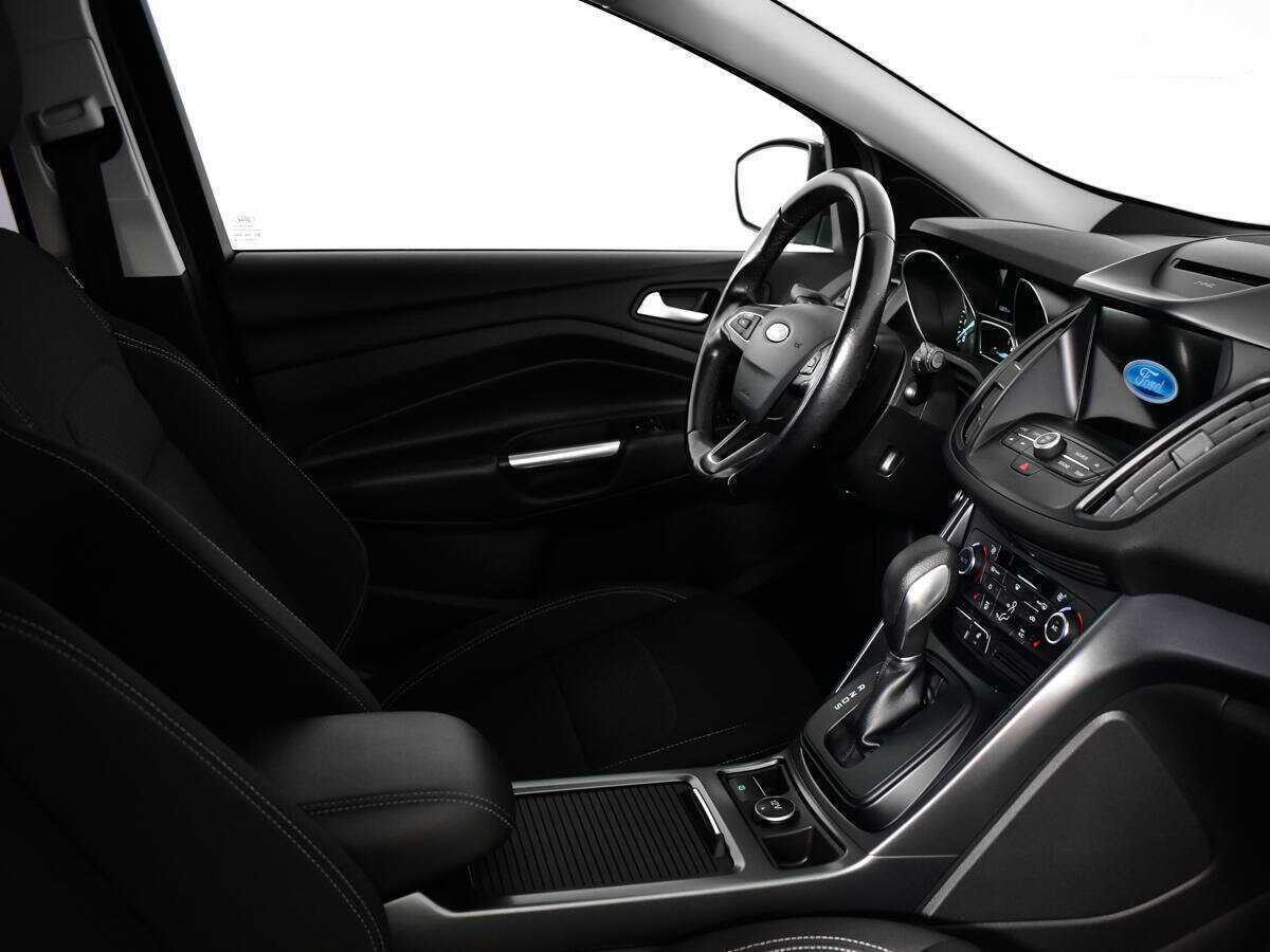 Ford Kuga 2018 года с пробегом. Фото: #8