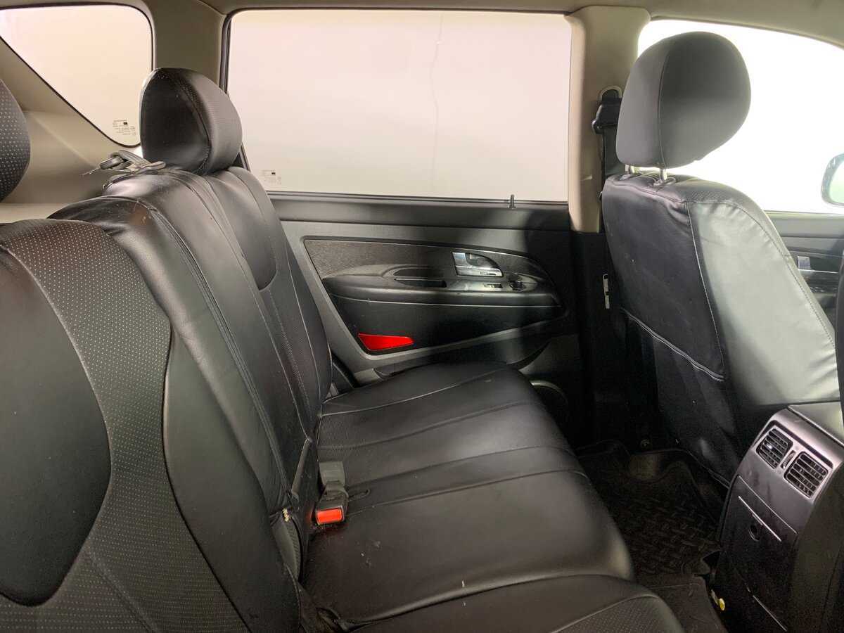 SsangYong Rexton 2012 года с пробегом. Фото: #17